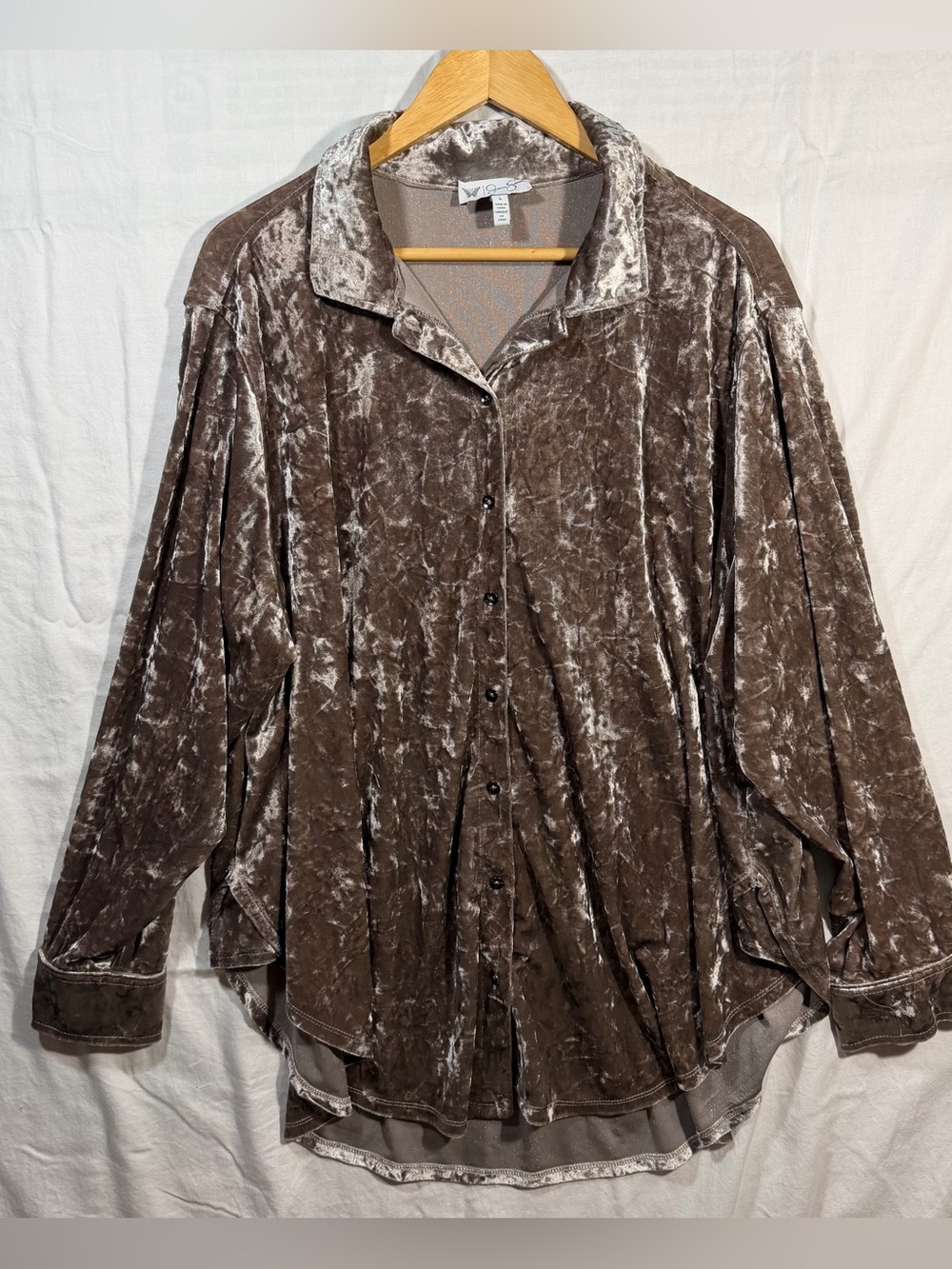 Jessica Simpson Crushed Velvet Button-Down Shirt - Brown Size Large